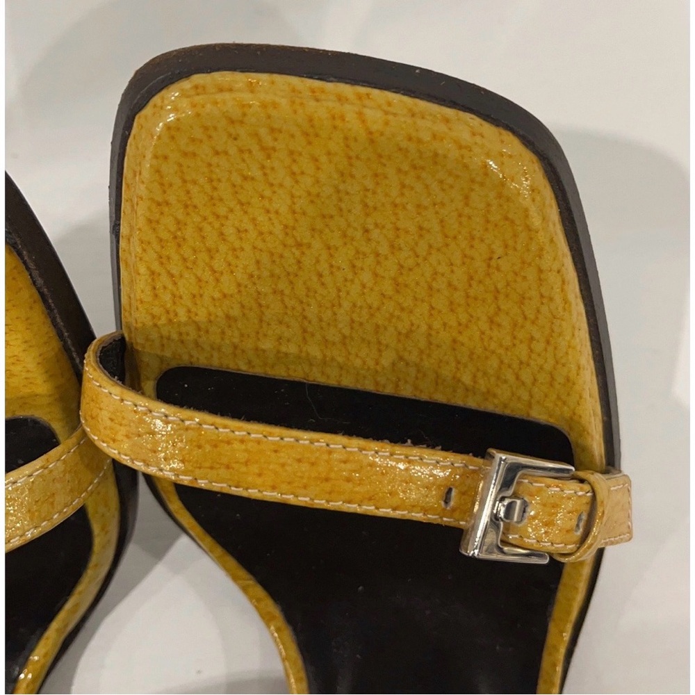 Gucci Yellow Patent Leather Mule Heel Sandals Size 7.5 37.5 - Picture 4 of 10